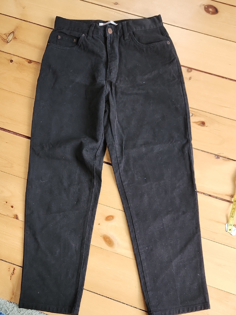 Bill Blass Black Petite Jeans with Color-Block Logo